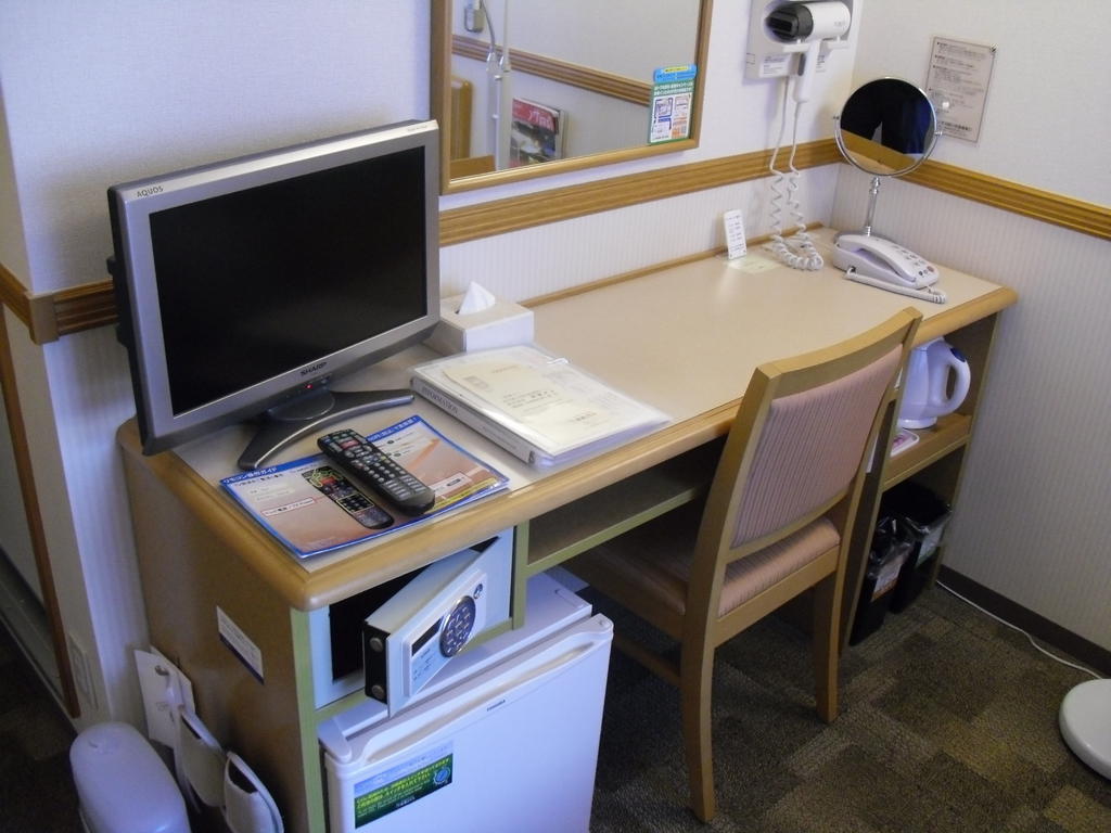 Toyoko Inn Tokyo Nihombashi Hamacho Meijiza Mae Exterior foto